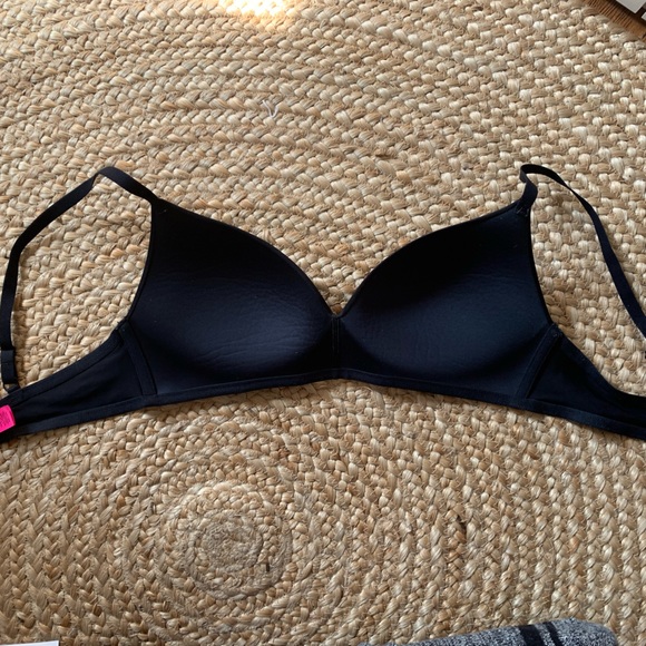 La Senza wireless bra - Picture 5 of 6